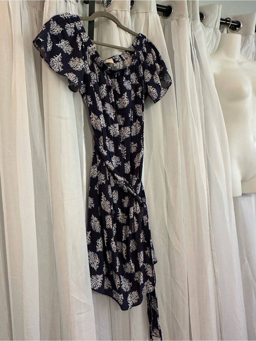 Michael Kors Women’s Navy Floral Tie-Waist Dress
